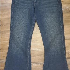 Woman’s Levi’s jeans